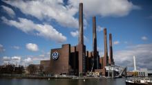 The largest car factory in the world has just reopened. This is what Volkswagen must do