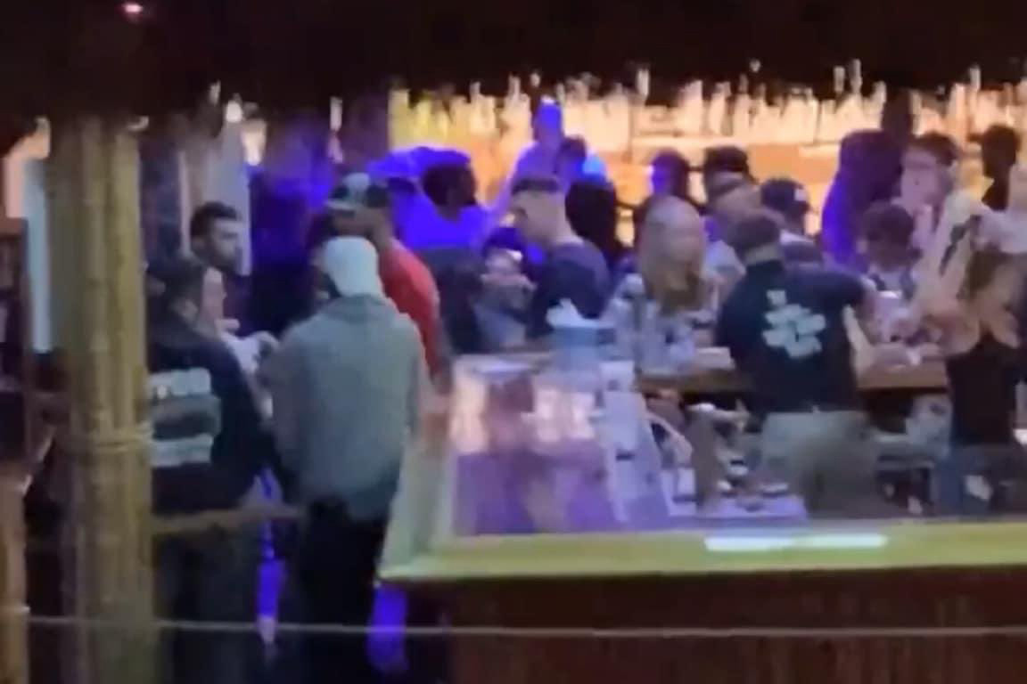 The video shows the crowd at the Long Island bar despite the closure of the coronavirus