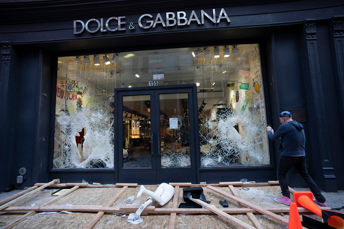 Looters robbed Soho shop during George Floyd's protest