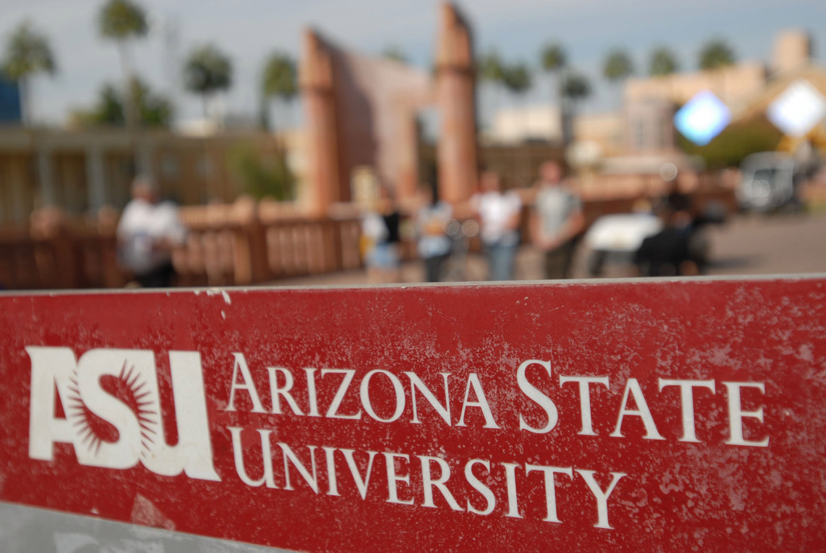 ASU withdrew a job offer to the new dean of journalism for racism