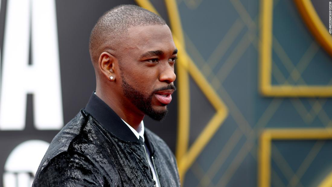 'SNL' alumni Jay Pharoah said LA police approached him at gunpoint and kneeled around his neck