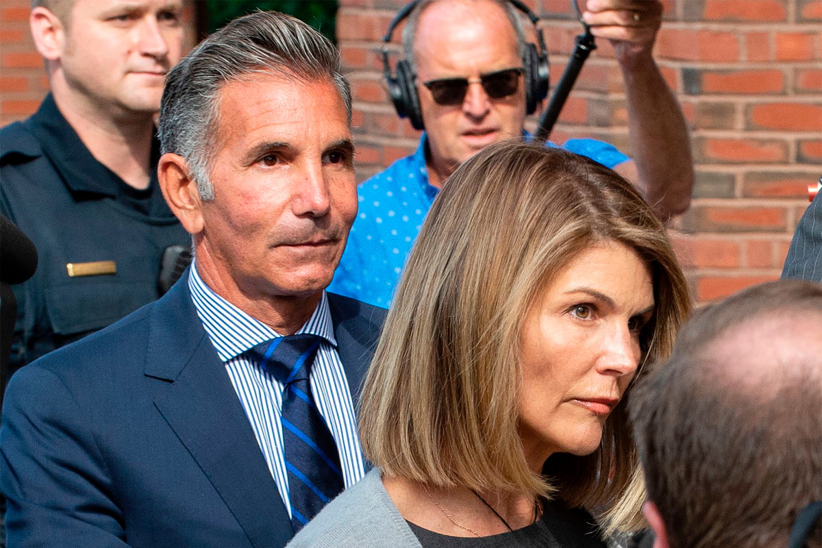 Bel-Air Country Club pushed Lori Loughlin, Mossimo Giannulli out