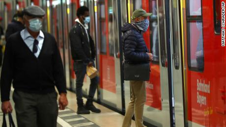 Germany faces fines of up to $ 5,000 because wearing a mask becomes mandatory