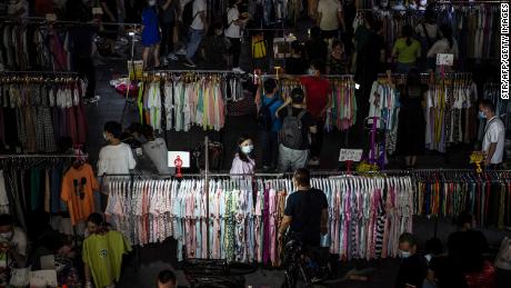 Can millions of street vendors save China from a job crisis? Beijing looks divided