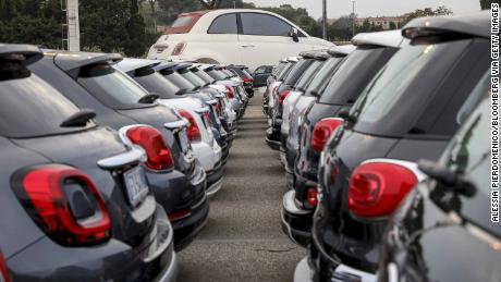 Fiat Chrysler and Peugeot owner agree deal to create world&#39;s third largest automaker