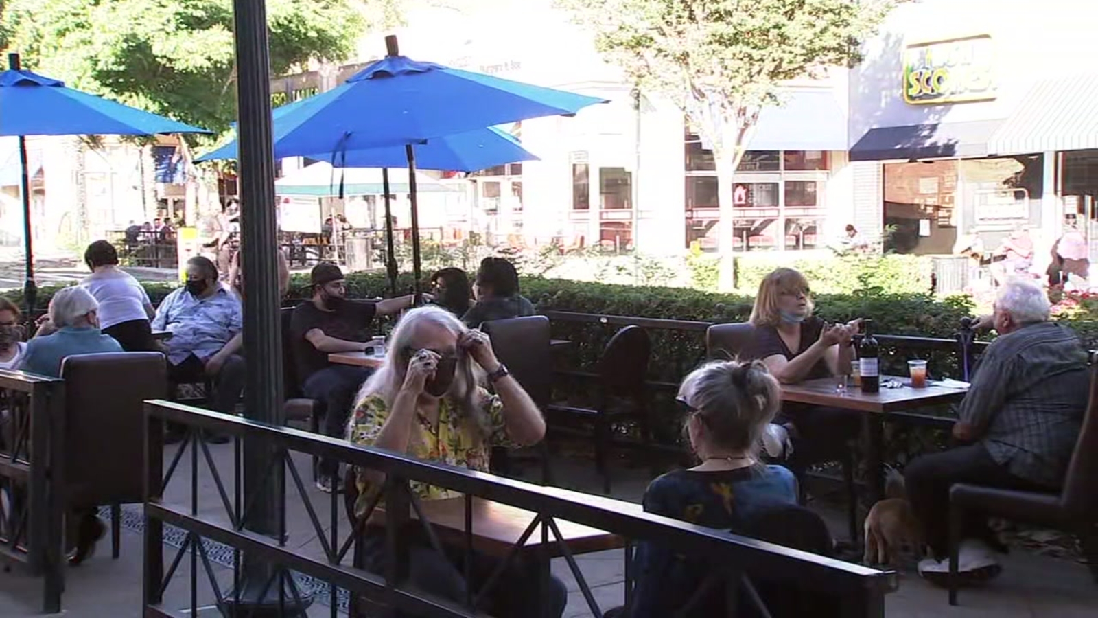 Coronavirus Impact: Cities push back after Alameda County suspends outdoor dining under new California guidelines