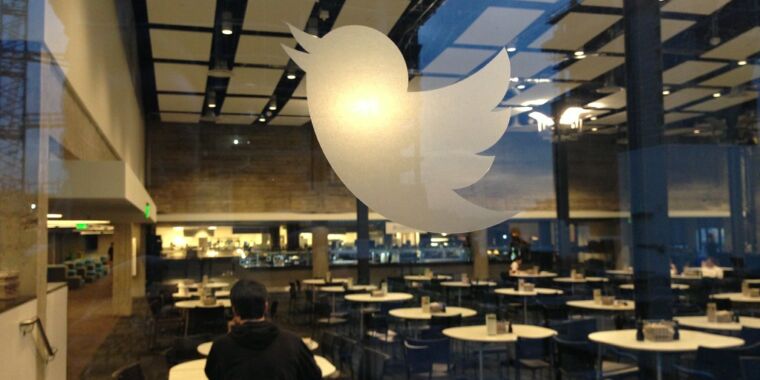 Hackers obtained Twitter DMs for 36 high-profile account holders