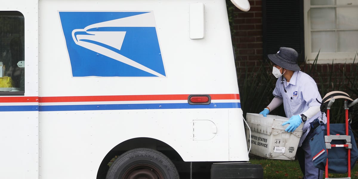 Postmaster General tells says to leave mail behind if it delays routes