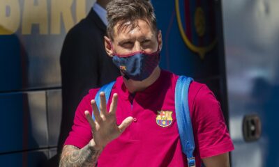 Lionel Messi tells Barcelona he wants to leave the club