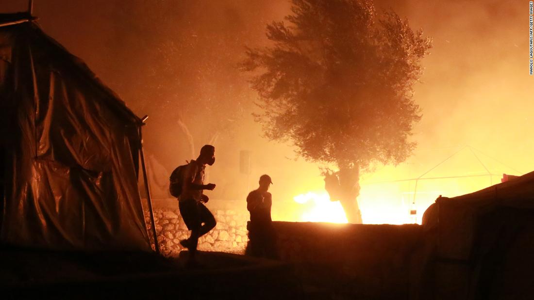Lesvos: fire destroyed Europe's largest migrant camp