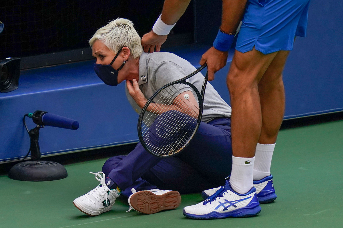 Line hit by Djokovic's ball receives death threats