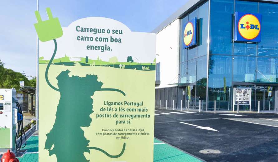 Lidl mantém os 0,08€ por minuto para carregamento de veículos elétricos