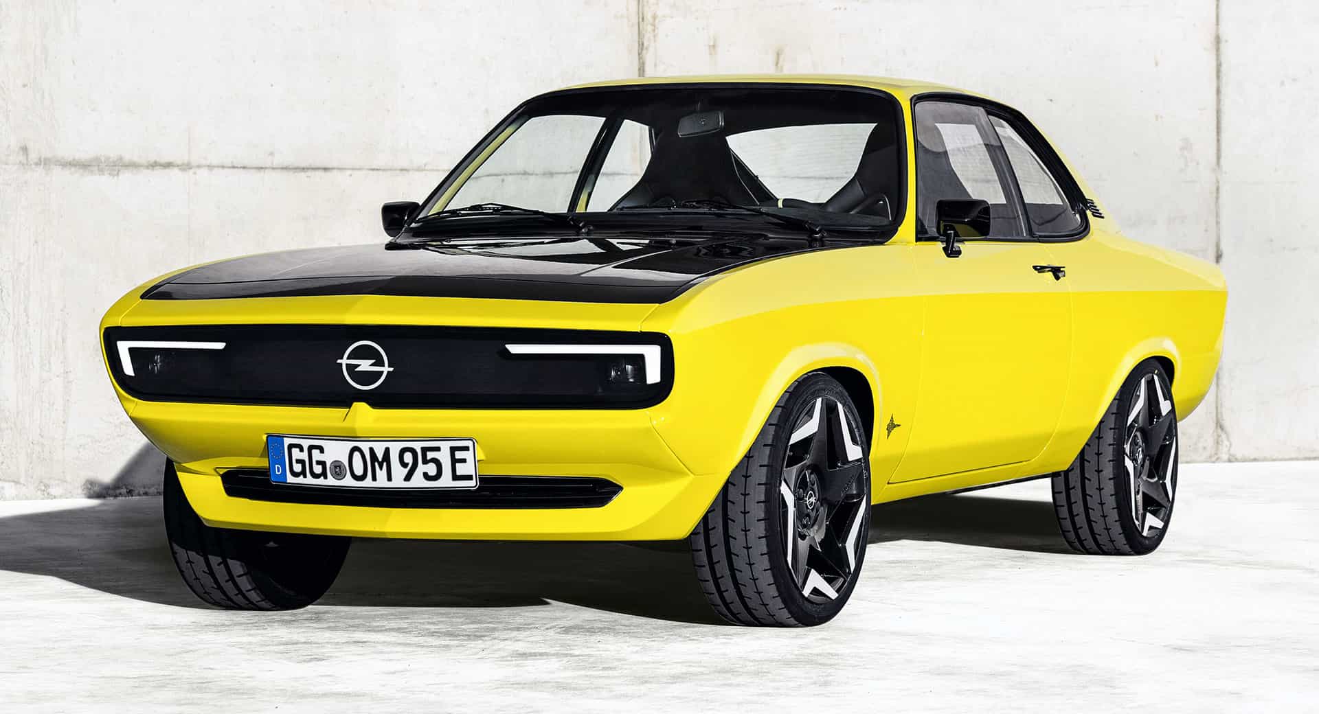 Opel Manta está de volta mas agora em versão elétrica