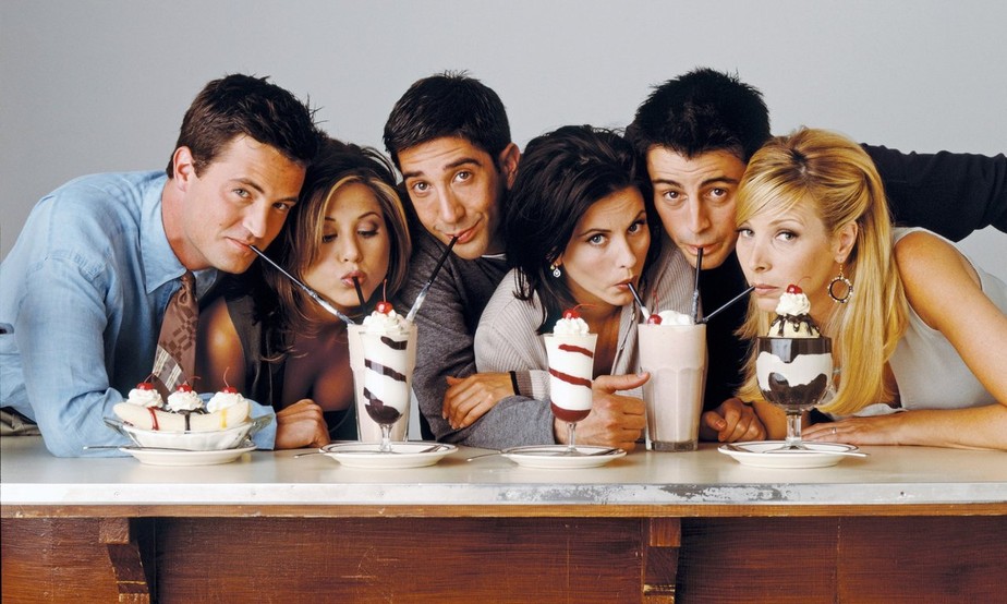 Some people don't think Friends is the best TV show of the 90s, and here's why - Forever Young