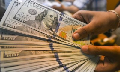 The dollar returns to 5 reales with the political scenario on the radar;  Ibovespa retreats