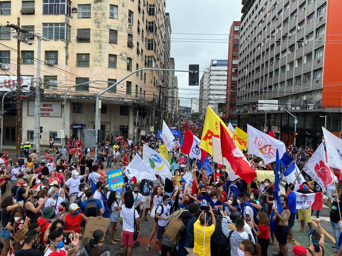 Protesters against Bolsonaro and in favor of the vaccine |  Politics