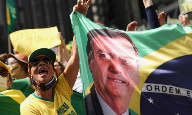 Bolsonaro supporters fill Avenida Paulista Photo: Amanda Perobelli / Reuters