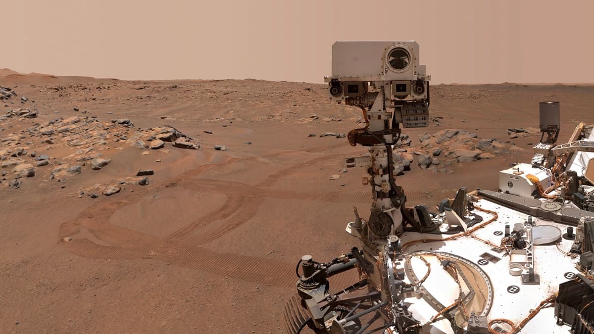 Imagem do rover da NASA em Marte à procura de fósseis de vida antiga