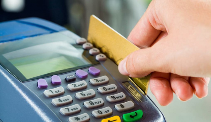 Using bank cards will become more expensive!  Find out about new prices