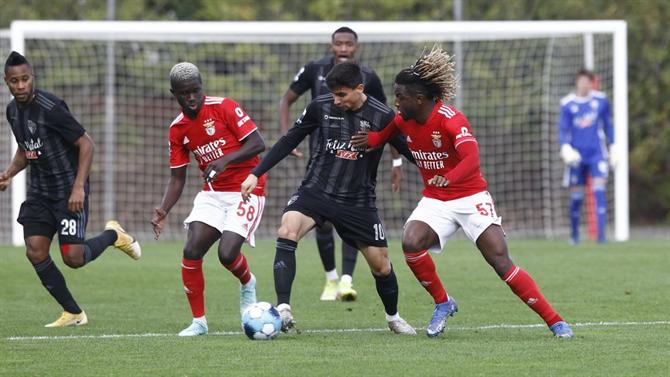 A BOLA - Benfica B - Vilafranquense in DIRECT (League 2)
