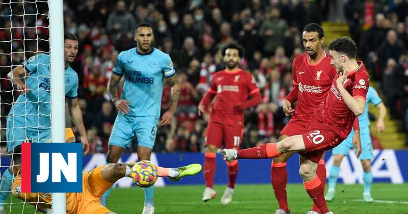 Diogo Jota scores in Liverpool win