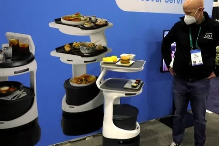 CES 2022: Robot Waiters and Color Changing Machines - New at the Technology Show - 01/07/2022 - Tec
