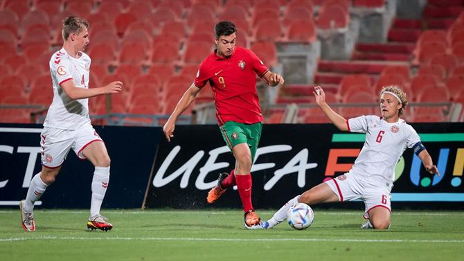 BALL - Good start, bad finish: Portugal lose but in the quarters (U-17)