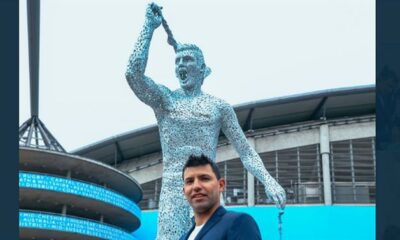 BALL - Statue of Aguero, but there are those who see another player (Manchester City)