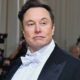 Elon Musk says he will lift Donald Trump's ban on Twitter