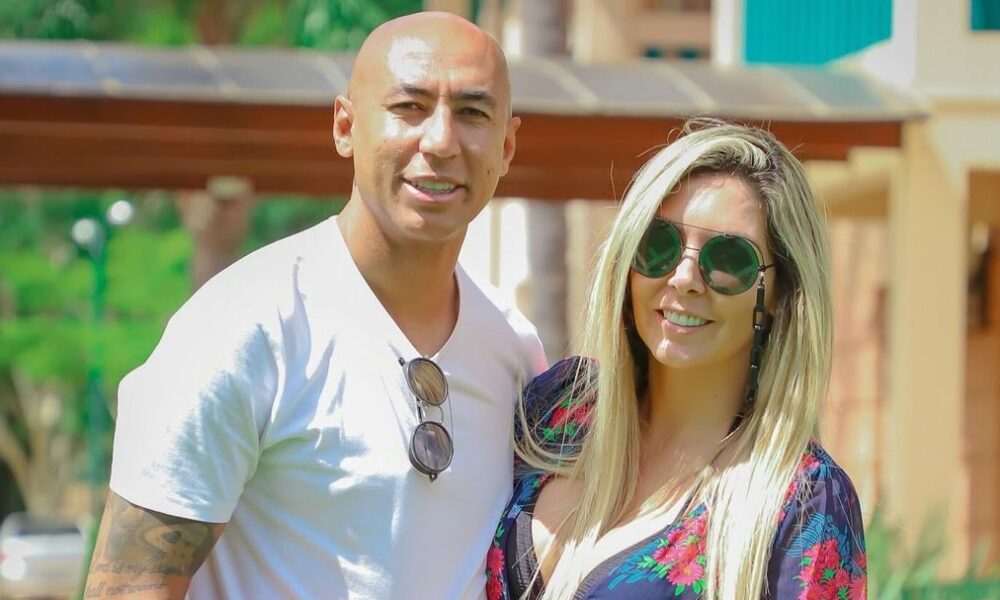 Luisão and Brenda Mattar are already living separate lives in the process of divorce.