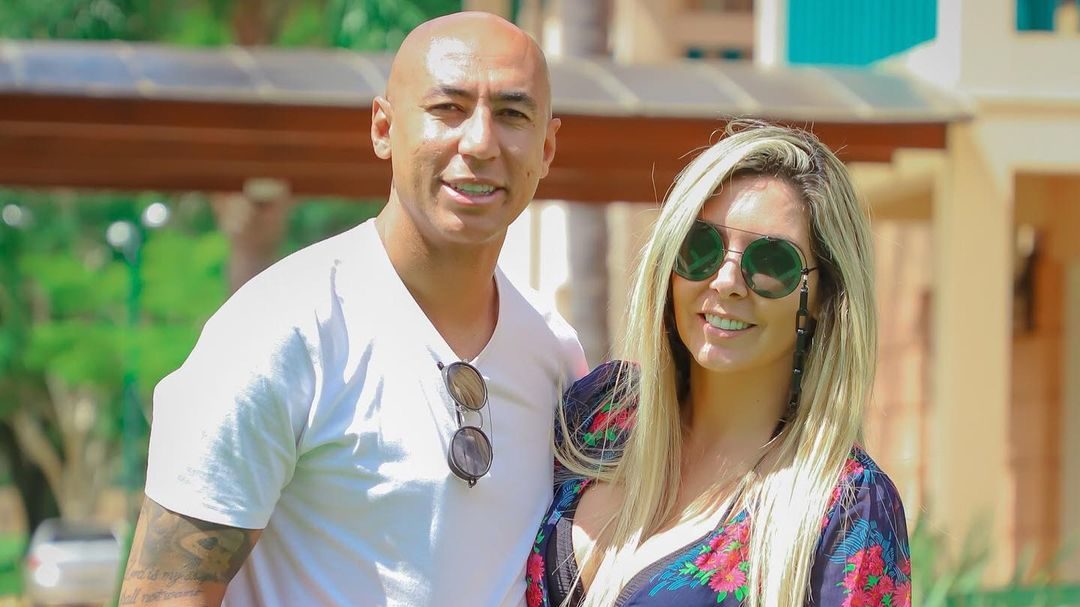 Luisão and Brenda Mattar are already living separate lives in the process of divorce.