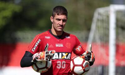 According to Flamengo, goalkeeper Thiago leaves the Portuguese team