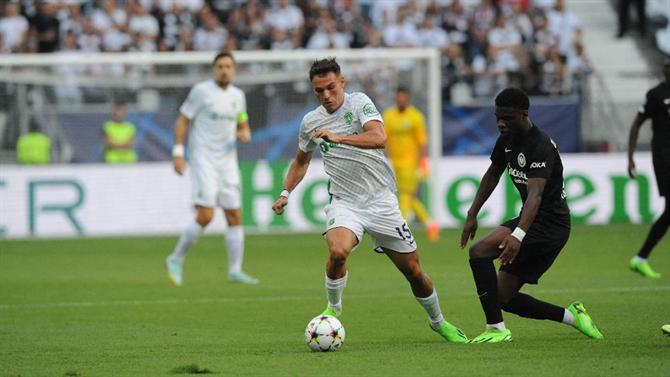 BALL - Sporting win for the first time in Germany against E.  Frankfurt (3:0) (Champions League)