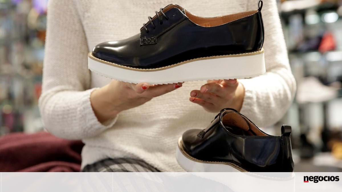 Portuguese shoes are back in Milan.  Presence at the fair increased, but still far from what it was - Empresas