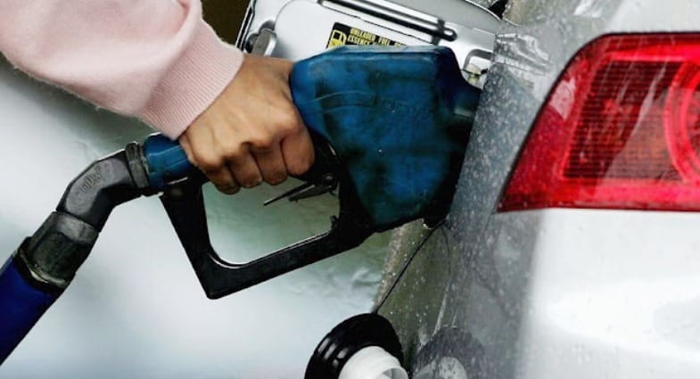 Fuel at 3 euros per liter until the end of the year?