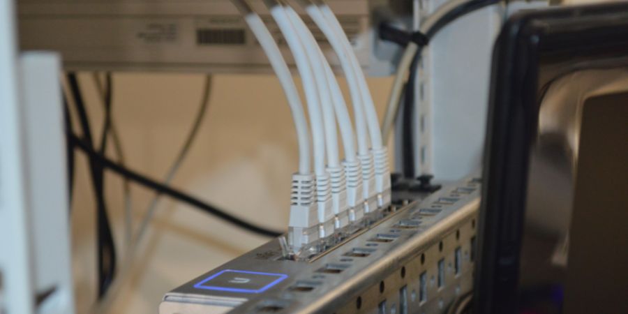 Do you know what kind of router you have at home?  6 Tips to Increase (Without Complications) Internet Speed