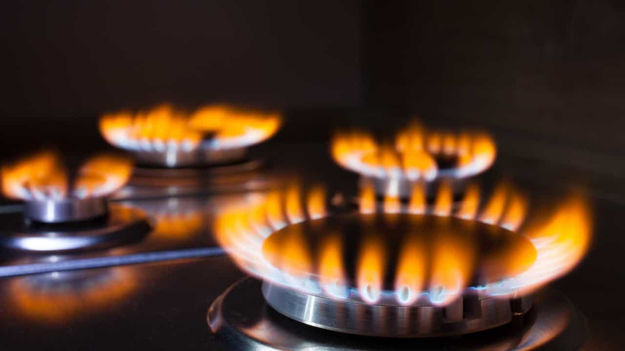 Regulated Natural Gas Market Change Raises Deco Complaints