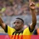 Young Dortmund star wants to kick his parents out of the house - Borussia Dortmund