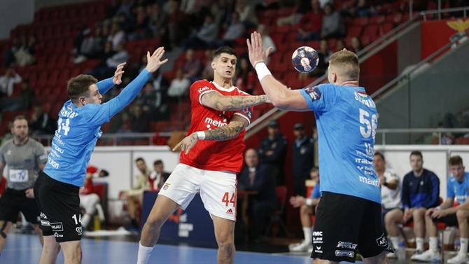 BALL - Europa League: victory for Benfica, defeat for Sporting and Aguas Santas (handball)
