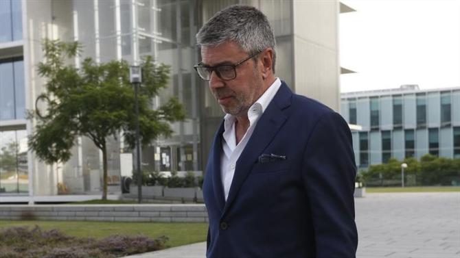 BALL - "I was of the opinion that nothing happened to Benfica" (Country)